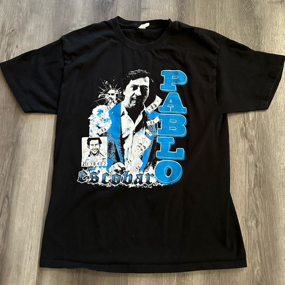 Pablo Escobar Colombian Drug Lord King of Cocaine tee shirt size large L